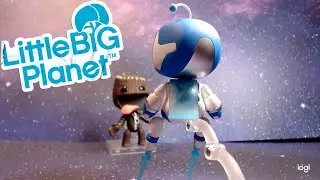 SACKBOY VS ASTRO BOT! A PLAYSTATION BATTLE!