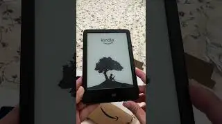 Finally got a Kindle! 📚 #kindlebasic #kindleunboxing #kindle2022 #kindle #unboxing #unboxingvideo