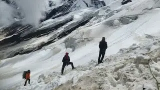 Auden’s Col Pass Trek