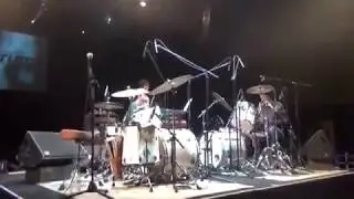 JAMES GADSON sound check, playing 