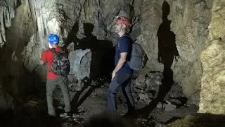 Du Grand Ratz aux Falaises de La Buisse &ndash; Le TROU NOIR