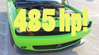 2015 Dodge Challenger R/T Scat Pack engine rev