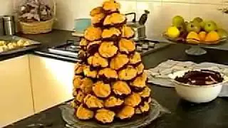 How to assemble a croquembouche (chocolate version) Copy