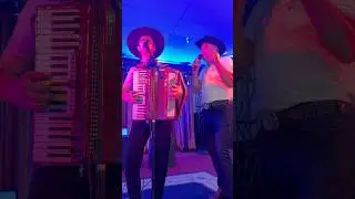 Vestido de Seda (por ISIDORO SUSKI & GRUPO) - 14/12/2025