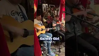 Live performance of Galway Girl at The Temple Bar! 🎶 Don&rsquo;t miss the energy! #TempleBar #livemusic