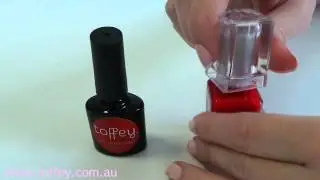 The Differences Between Gel Nail Polish and Regular Nail Polish