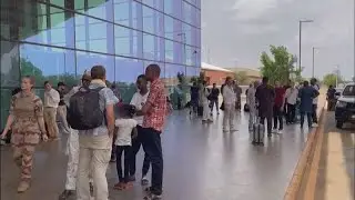 Niger: first evacuation flight lands in Paris