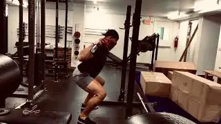 How to Keep Upright in a Squat