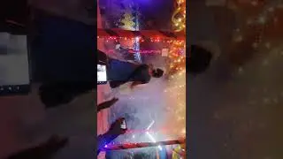 যাএা মাঝে নিয়ে আসলাম বিনোদন উরা দুরা ডান্স 