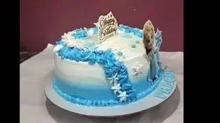 Frozen theme cake