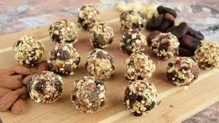 Энергетические шарики из кешью, миндаля, фиников и абрикосов