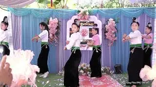 Điệu múa Ai i A .... mừng lễ vu quy Bảo Oanh _ Đình Quang đội múa bản nặm bay xã tủa chùa điện biên