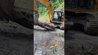 #yt #excavator #stone #hitachi #shorts #jcp #powerful #lifting #pleasesubscribe