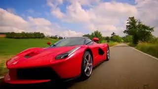 Why the Ferrari Laferrari is the Ultimate Status Symbol for Car Enthusiasts!