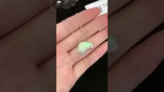 10K Gold Natural Opal Pendant