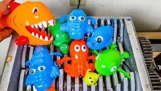 Shredding Wind-Up Toys!  Wind-Up Animal Toys Destroyed! What's Inside Experiment?