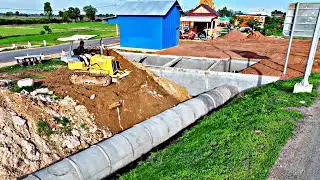 Full Video! Bury the drainage system and clear the roadside soil with Dozer machines in the process