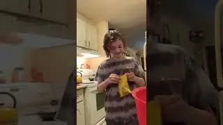 Making donuts ( timbits)