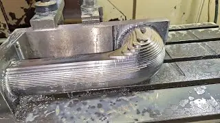 Mechanical processing.Steel elbow mold.Механическая обработка.Стальная форма локтя.
