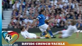 Edgar Davids Crunch Tackle | Soccer Aid