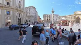 Piazza della Repubblica Florence 360