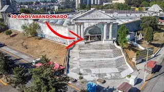 Explorando un Centro Comercial ABANDONADO!! 🏛️🦇👻  ACROPOLIS