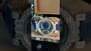 Женские Harry Winston Premier Excenter в наличии в часовом салоне ХРОНОСКОП
