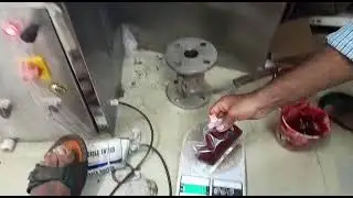 GREASE POUCH FILLING MACHINE