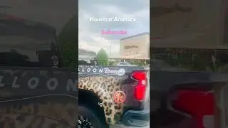 11 August 2025#america #houston #Texas #￼beautiful #Truck #travel #kpop #song #Enjoy #امریکا ہیوسٹن