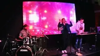 Feel This - Ссора