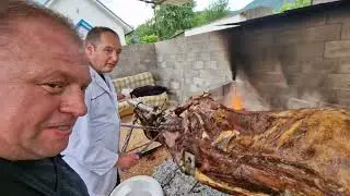 Ličko Le&scaron;će: Dan državnosti u Otočcu proslavljen uz pečenog vola