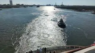 Cruise ship skills- maneuvering in Galveston Bay