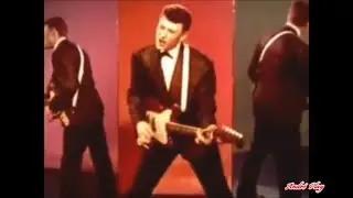 Johnny Halliday Oui j'ai (scopitone 1960)