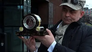 Hit aukcji WOŚP. Bursztynowy zegar rekordzisty Guinnessa.