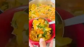 D&eacute;jenme les ense&ntilde;o c&oacute;mo preparo la sopa favorita de mi esposo, sencilla pero sabrosa.