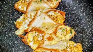 Stuffed garlic bread recipe/cheesy and crisp garlic bread recipe
