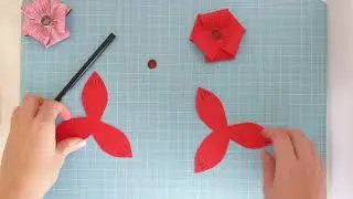 Remembrance Poppy Craft with Sarah.