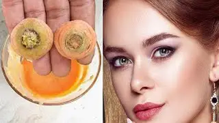 49 Years Old But Look Like 20 By Using This Magical Cream!