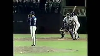 CHC@NYM: Ray Knight comes home on a wild pitch (1986)