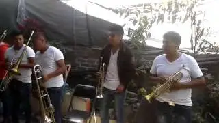 El vampiro y El apache Banda Flechadores