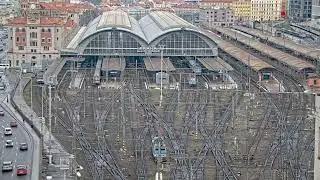 Hlášení Praha hl.n. - R 686 + R 719 + RJ 1009 + Zkouška rozhlasu, 22.12.2022 [INISS 2]