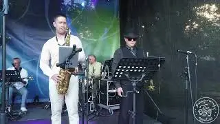 Eddie 