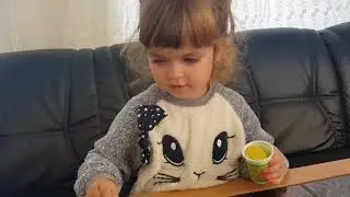 Knetset mit 3 Knett&ouml;pfchen Knetrolle und 6 Schablonen