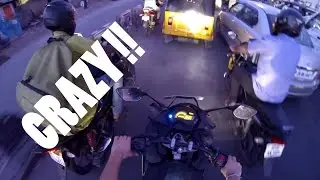 CRAZY INDIAN TRAFFIC - FOREIGNER RIDING BIKE