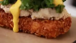 CHICKEN??!!PSSHH PLEASE IT'S VEGAN DOUBLE DOWN!!#DROOL