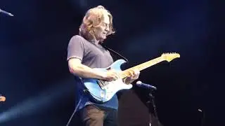Allen Hinds: Self Portrait (Steps Ahead Song)