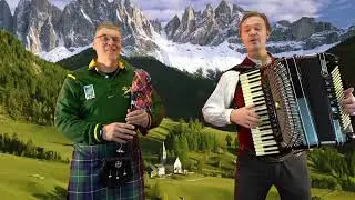Sarie Marais/ Vat jou goed en trek Ferreira (2 South African folk songs)