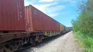 MRS Logistica - Dupla de AC44i na carga geral KRV próximo do Amaral - Nova Iguaçu - RJ