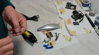 @Disassemble clean and Assemble Remington hair clippers.Si ta sbërtheni makinën qethëse Remington 