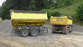 Mercedes Arocs 8x6 unloading with trailer